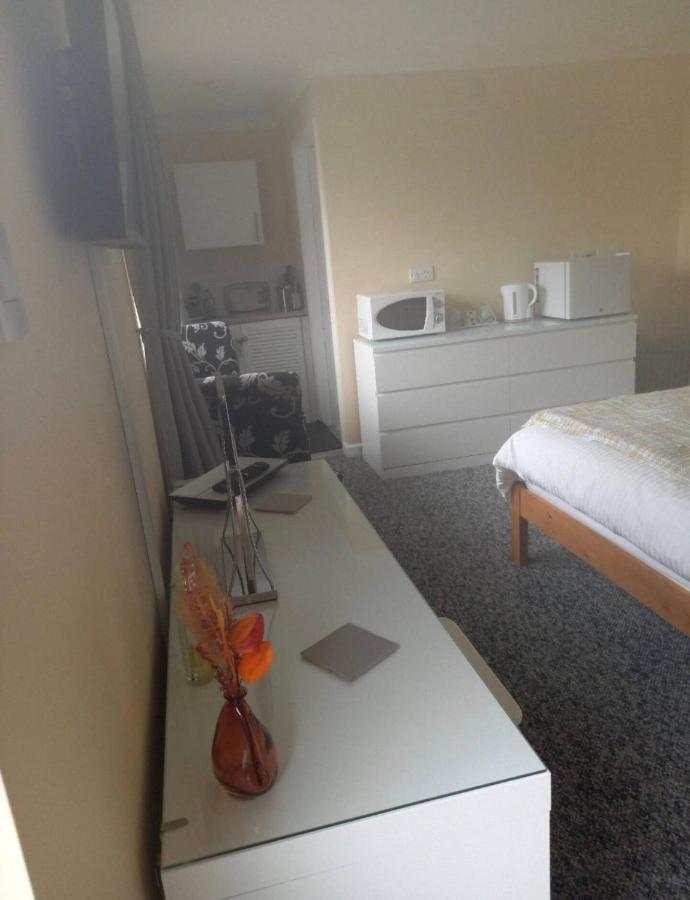 Self Contained Garden Annexe In Bodmin Apartment Екстериор снимка