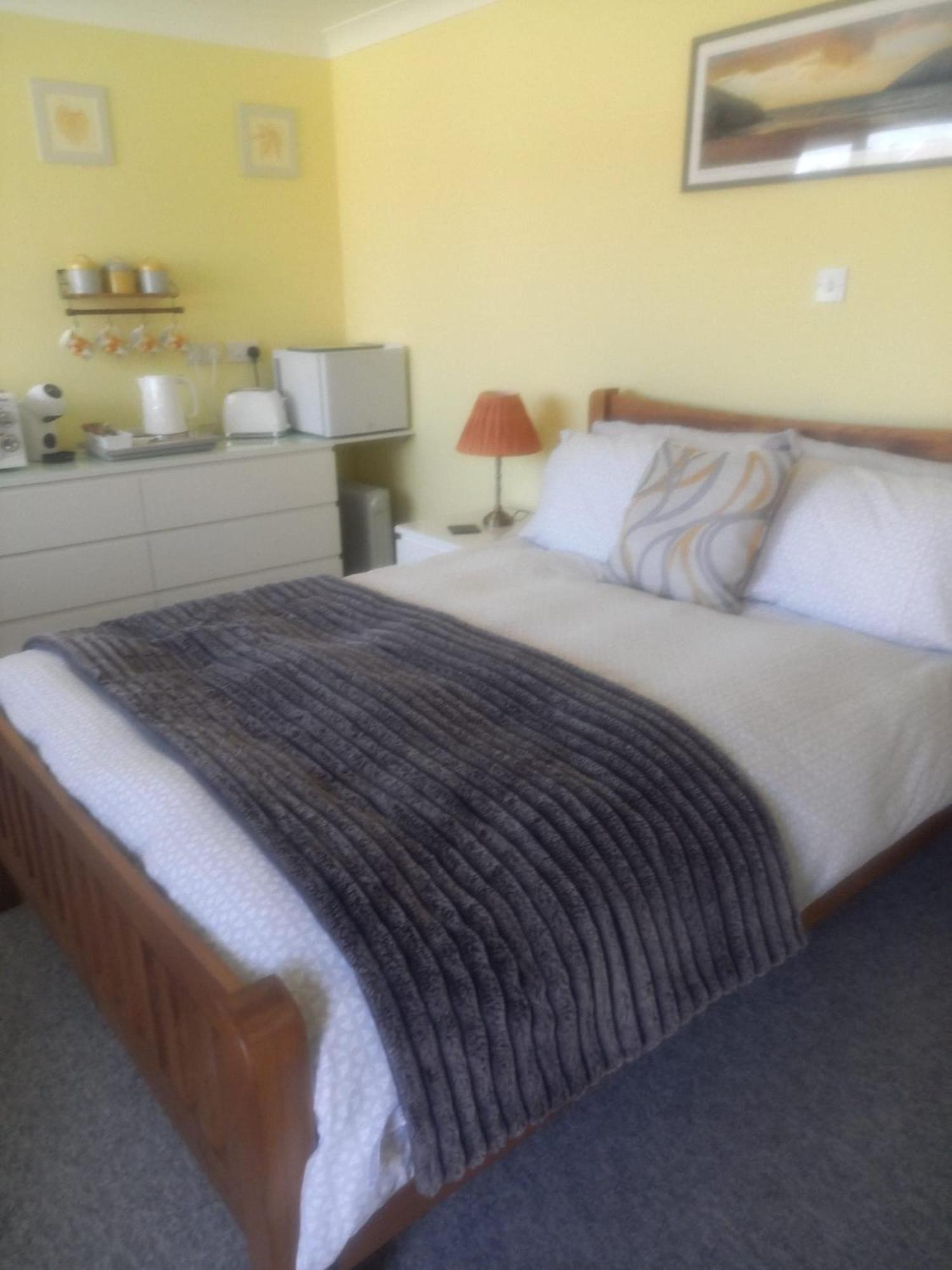 Self Contained Garden Annexe In Bodmin Apartment Екстериор снимка